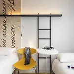 Ibis Styles Centre Hotell
