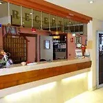 Ibis Styles Centre Hotell 3*
