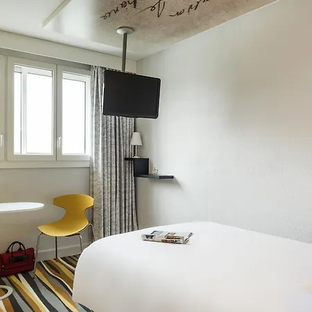 Ibis Styles Centre 3*