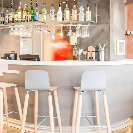 Ibis Styles Centre Hotel