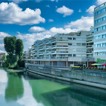 ホテル Ibis Styles Centre モー