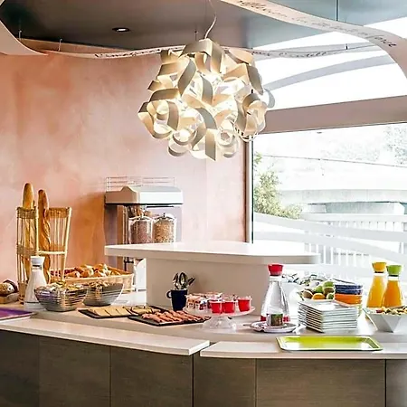 Ibis Styles Centre 3* Meaux