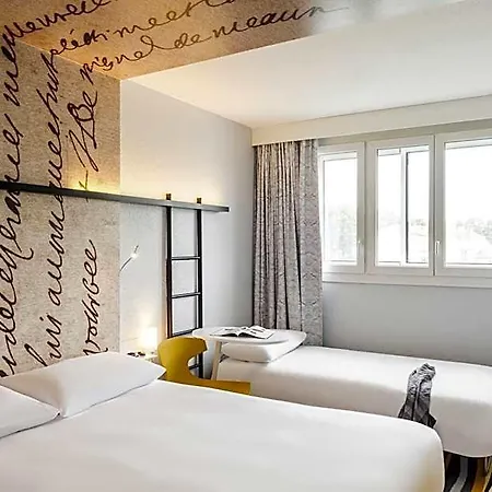 Ibis Styles Centre Hotel 3*
