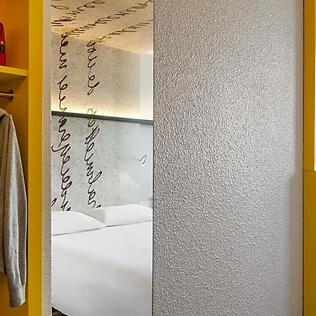 Hotel Ibis Styles Centre 3*