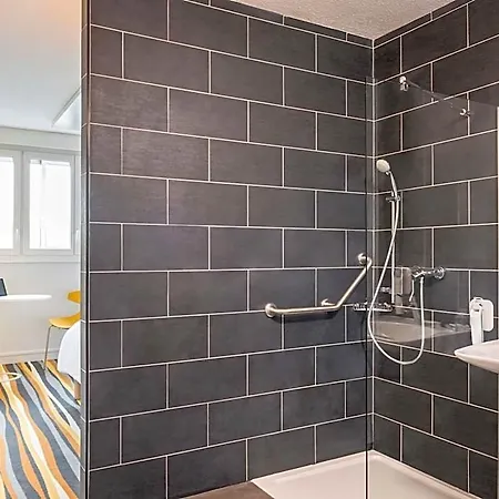 Ibis Styles Centre 3*