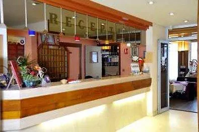 Ibis Styles Centre מלון 3*